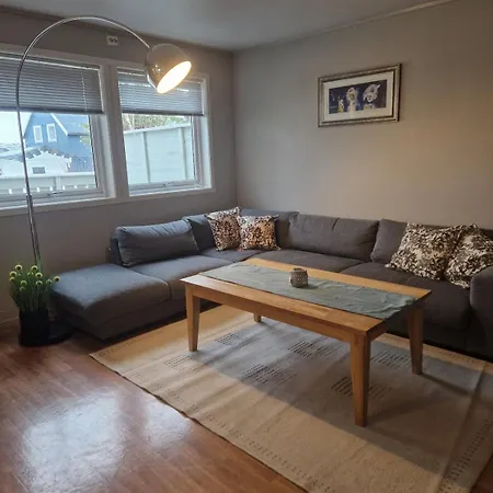 I Hjerte Av Tromsdalen, Med Gratis Parkering Apartamento *