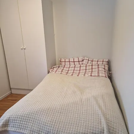 I Hjerte Av Tromsdalen, Med Gratis Parkering Apartamento Tromsø