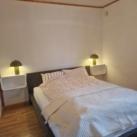 I Hjerte Av Tromsdalen, Med Gratis Parkering * Tromsø