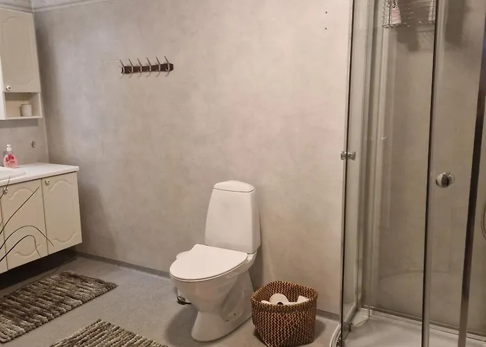 I Hjerte Av Tromsdalen, Med Gratis Parkering